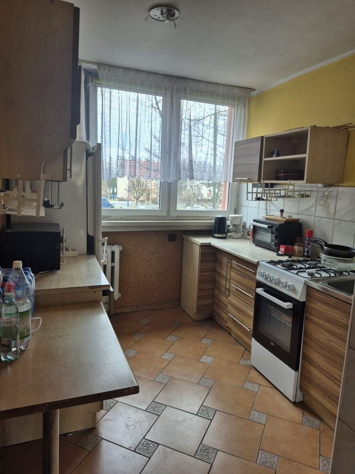 Mieszkanie 3-pokojowe Legnica. Zdjęcie 4