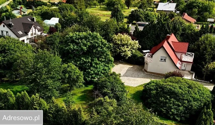 dom wolnostojący, 4 pokoje Bielawa