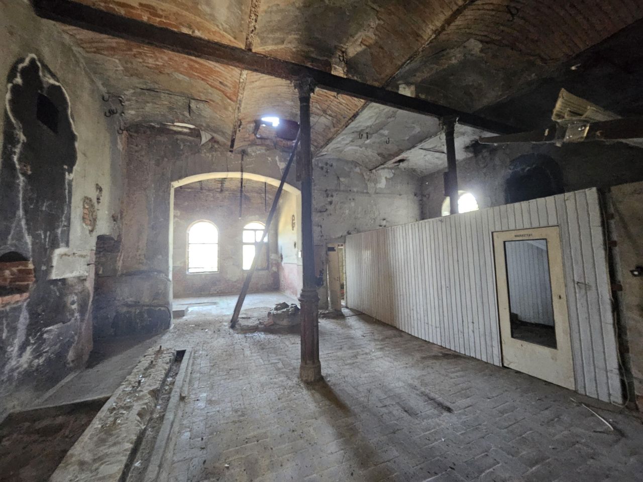 Nieruchomość komercyjna Bucz, ul. Kasztanowa. Zdjęcie 16