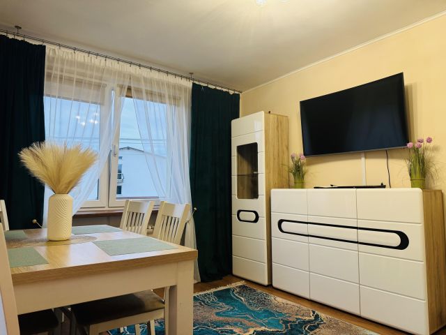 Mieszkanie 3-pokojowe Mysiadło, ul. Okrąg. Zdjęcie 1