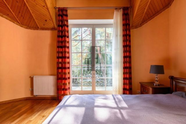 dom wolnostojący, 9 pokoi Podkowa Leśna. Zdjęcie 4
