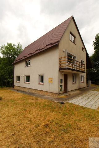 dom wolnostojący, 10 pokoi Łętownia. Zdjęcie 24