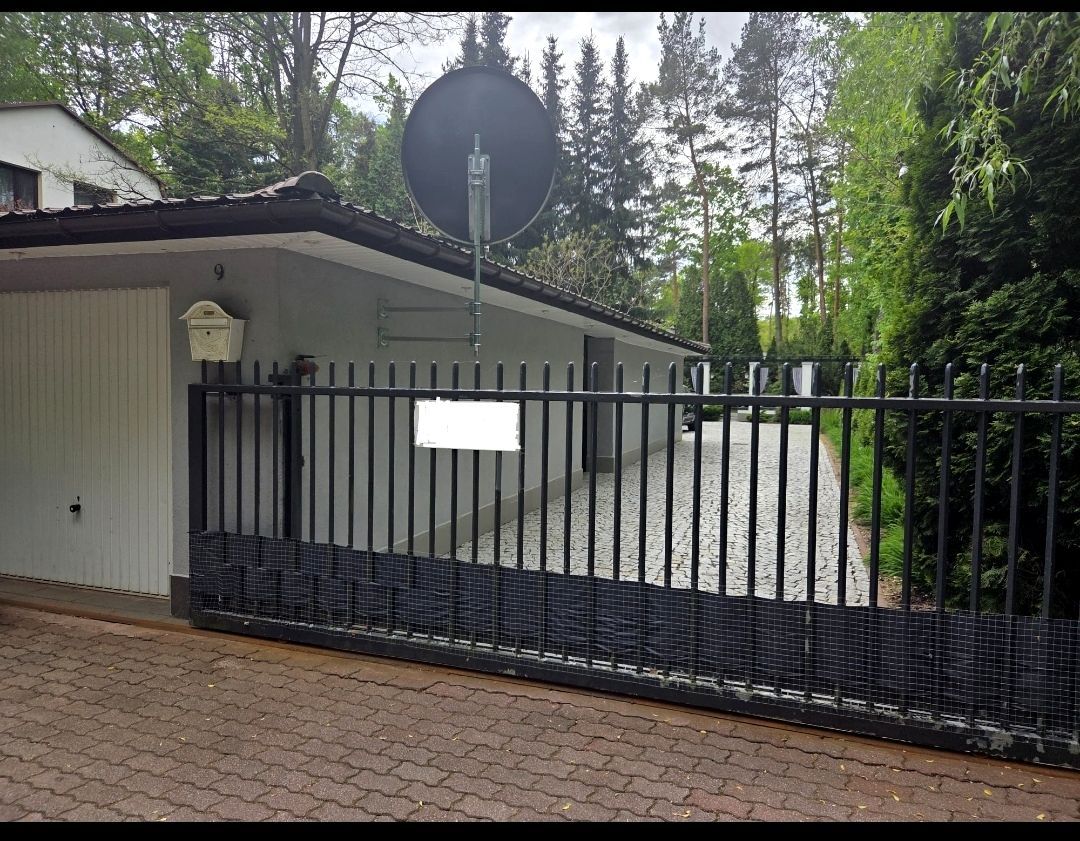dom wolnostojący, 100 pokoi Łomianki, ul. Modrzewiowa. Zdjęcie 9
