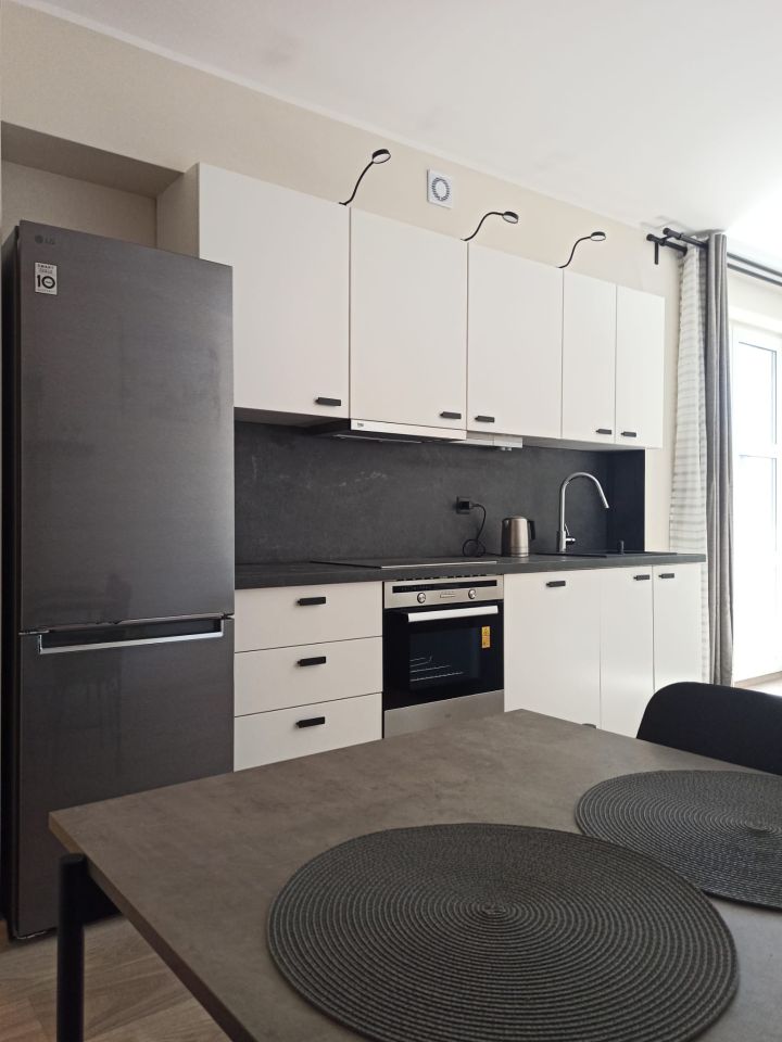 Mieszkanie 3-pokojowe Starogard Gdański Centrum, ul. gen. Władysława Sikorskiego. Zdjęcie 2