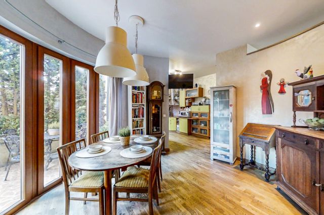 dom wolnostojący, 11 pokoi Łódź, ul. Szarotki. Zdjęcie 3