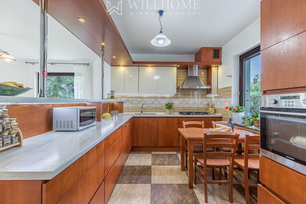 dom wolnostojący, 6 pokoi Bystre. Zdjęcie 14