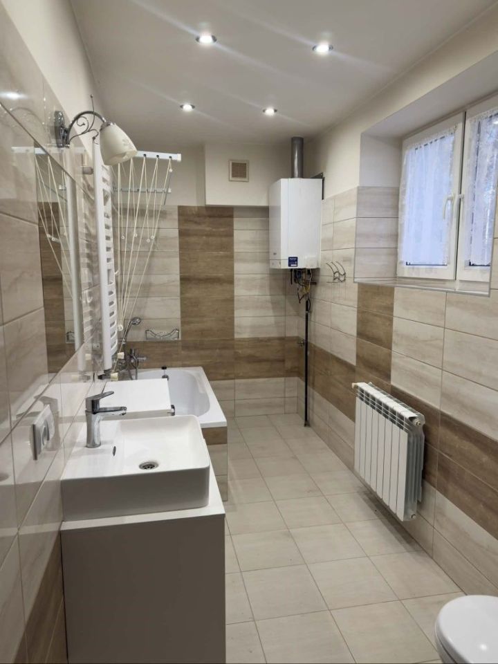 dom wolnostojący Mielec, ul. Kazimierza Wielkiego. Zdjęcie 4