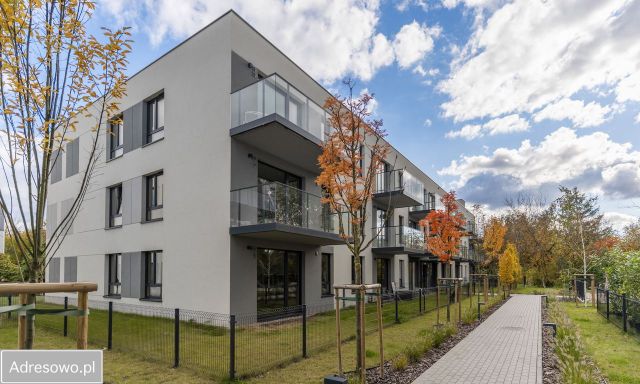 Mieszkanie 3-pokojowe Warszawa Siekierki, ul. Bluszczańska. Zdjęcie 1