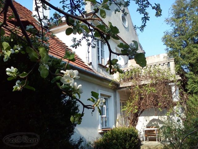 dworek, 6 pokoi Komorów. Zdjęcie 1