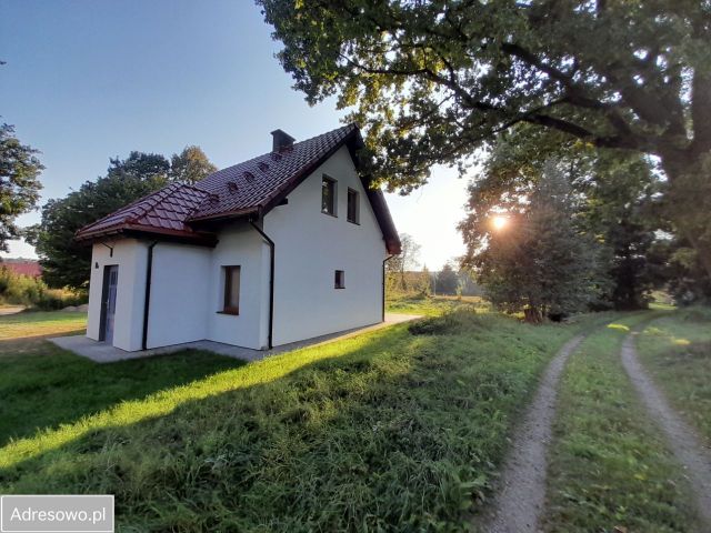 dom wolnostojący, 4 pokoje Stare Monasterzysko. Zdjęcie 1