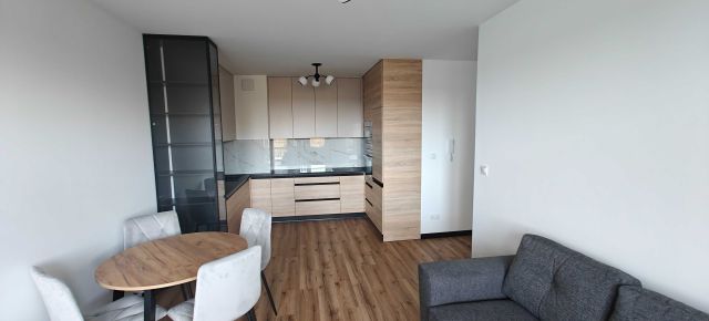 Mieszkanie 3-pokojowe Międzyrzec Podlaski, ul. Prymasa Stefana Wyszyńskiego. Zdjęcie 1