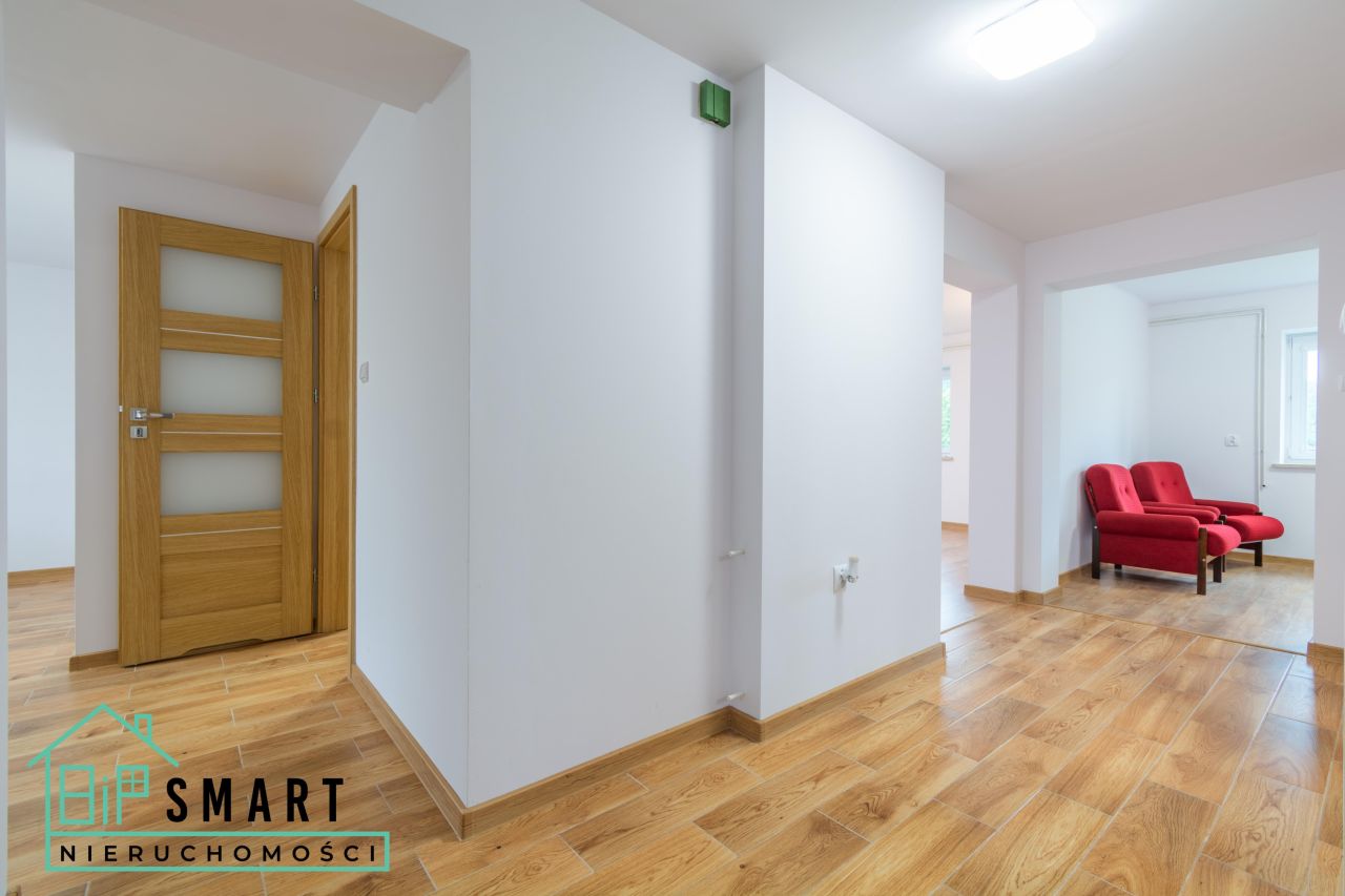 dom wolnostojący, 6 pokoi Zarzecze, ul. Tysiąclecia. Zdjęcie 16