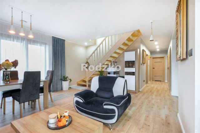 dom wolnostojący, 4 pokoje Rzywno. Zdjęcie 8