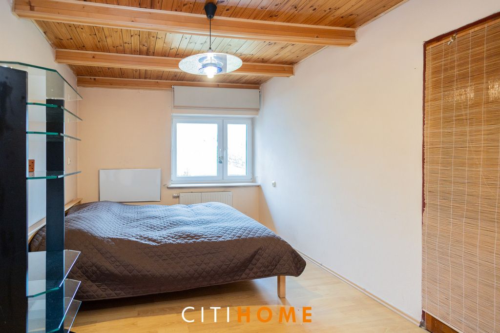 dom wolnostojący, 6 pokoi Łomianki. Zdjęcie 14