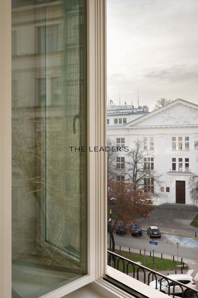 Mieszkanie 3-pokojowe Warszawa Śródmieście, ul. Wilcza. Zdjęcie 10