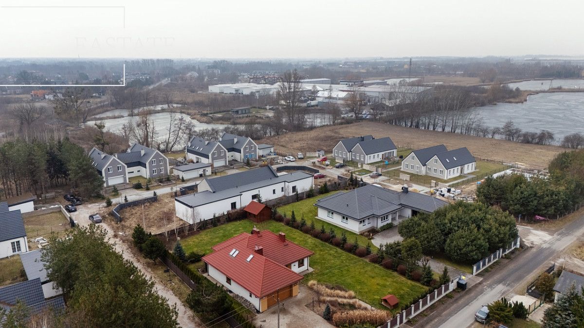 bliźniak, 5 pokoi Adamów. Zdjęcie 13