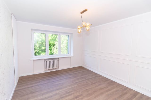 Mieszkanie 3-pokojowe Ostrowiec Świętokrzyski, ul. Henryka Sienkiewicza. Zdjęcie 4