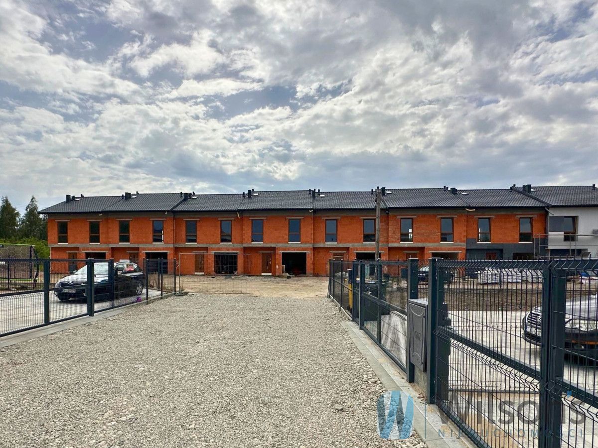 dom szeregowy, 5 pokoi Głosków, ul. Kobuza. Zdjęcie 4