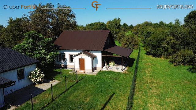 dom wolnostojący, 3 pokoje Bejsce. Zdjęcie 2