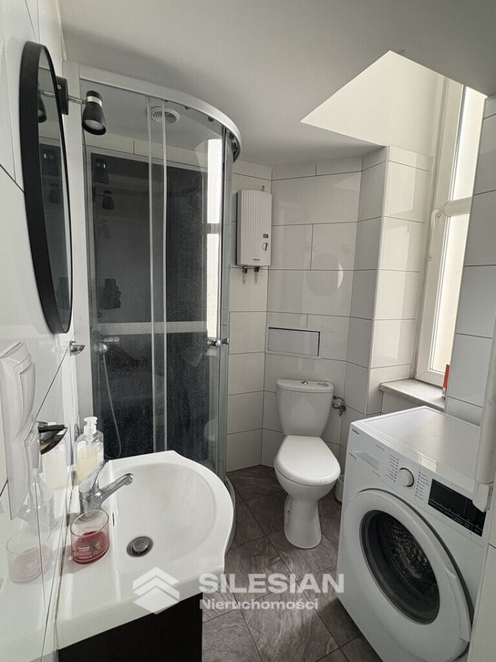 Mieszkanie 8-pokojowe Świdnica Centrum, ul. Stefana Żeromskiego. Zdjęcie 3