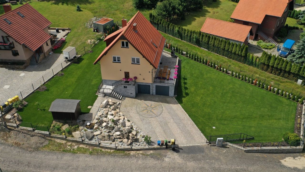 dom wolnostojący, 6 pokoi Szklarska Poręba Biała Dolina, ul. Zdrojowa. Zdjęcie 11