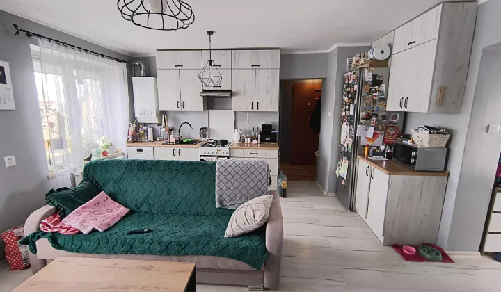 Mieszkanie 3-pokojowe Karszów, Karszów