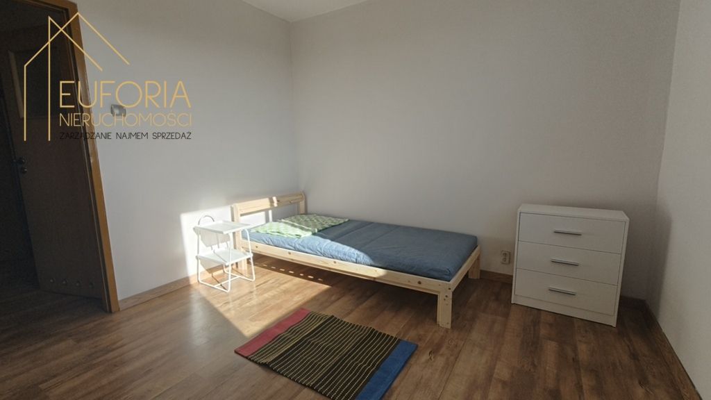 Mieszkanie 3-pokojowe Łódź Bałuty, ul. Łagiewnicka. Zdjęcie 3