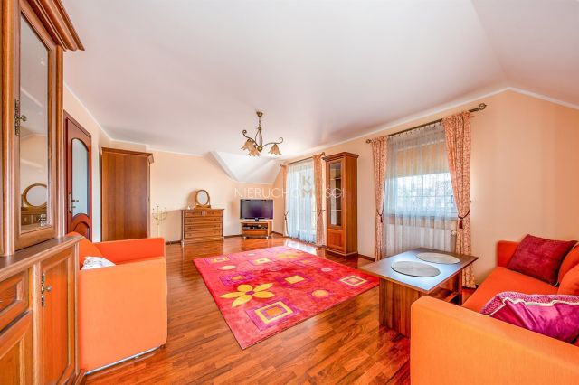 dom wolnostojący, 7 pokoi Brzeg Dolny. Zdjęcie 14