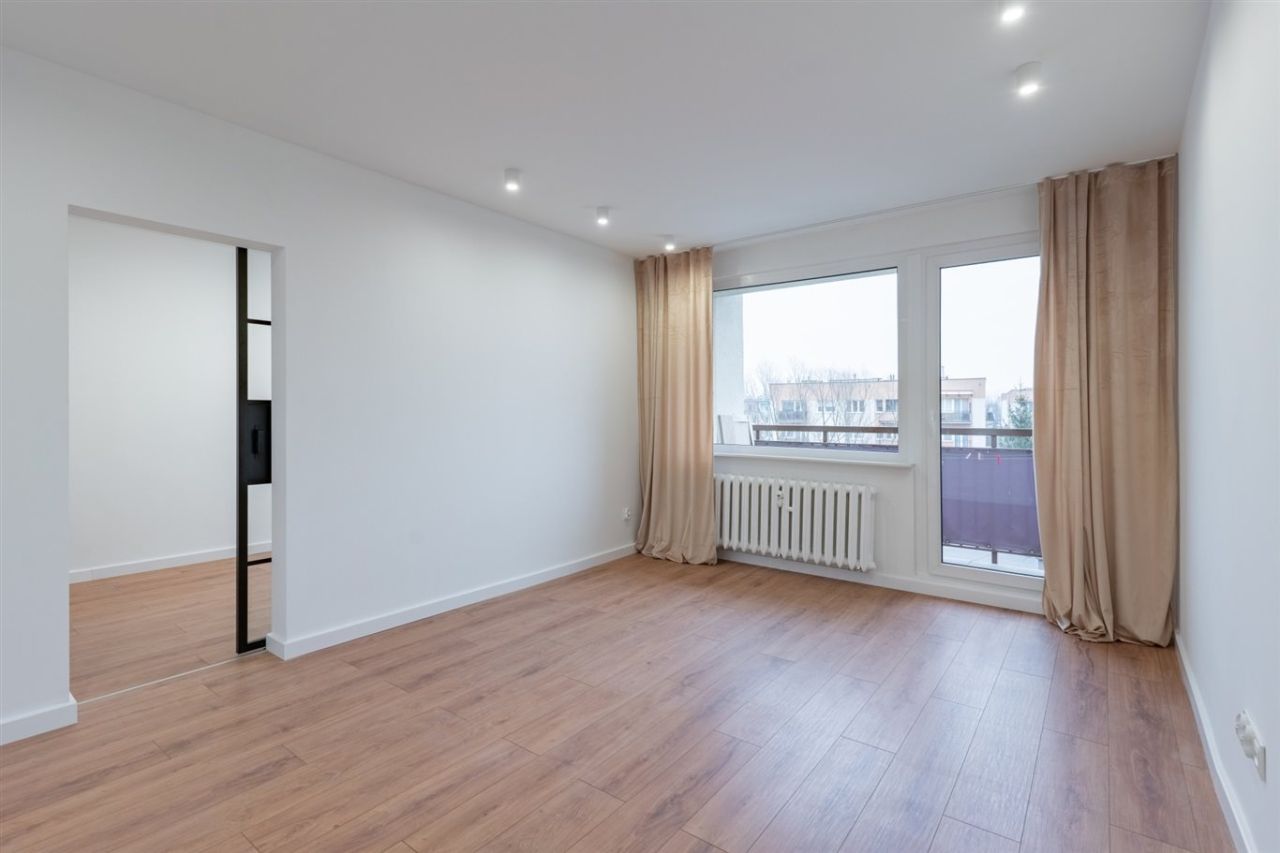 Mieszkanie 3-pokojowe Katowice. Zdjęcie 5