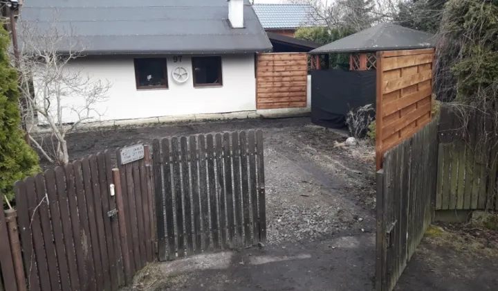 Działka rod Kajetany, Brzozowa