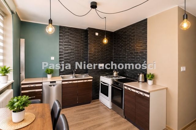 dom wolnostojący, 5 pokoi Płock. Zdjęcie 7