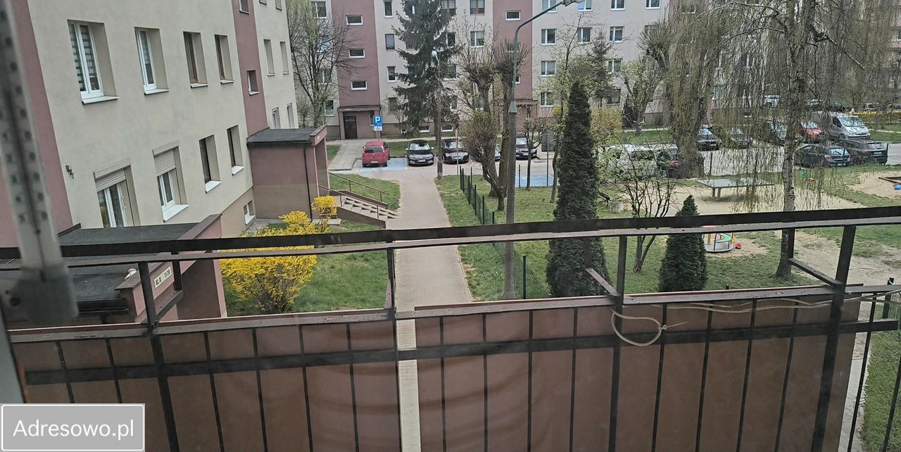 Mieszkanie 2-pokojowe Radom Gołębiów, ul. Ignacego Paderewskiego. Zdjęcie 3