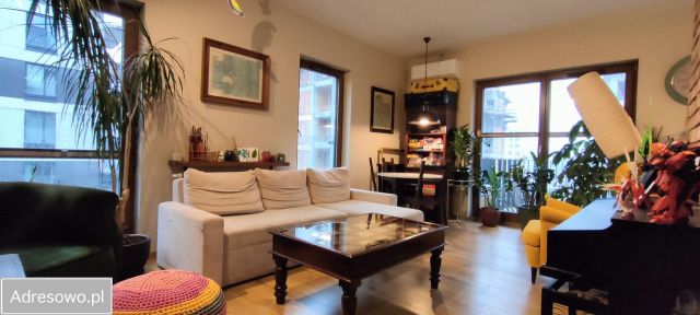 Mieszkanie 3-pokojowe Kraków Podgórze, ul. Tadeusza Szafrana. Zdjęcie 1