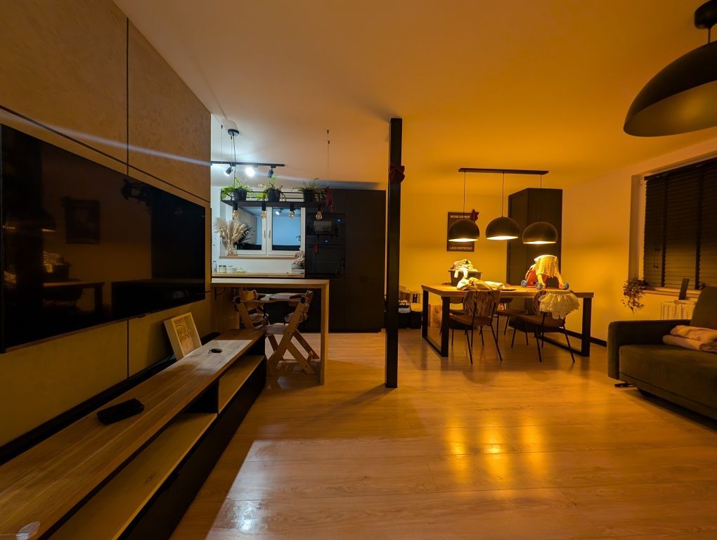 Mieszkanie 3-pokojowe Huta Dłutowska. Zdjęcie 1