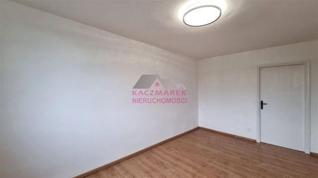 Mieszkanie 4-pokojowe Pszczyna Siedlice. Zdjęcie 3