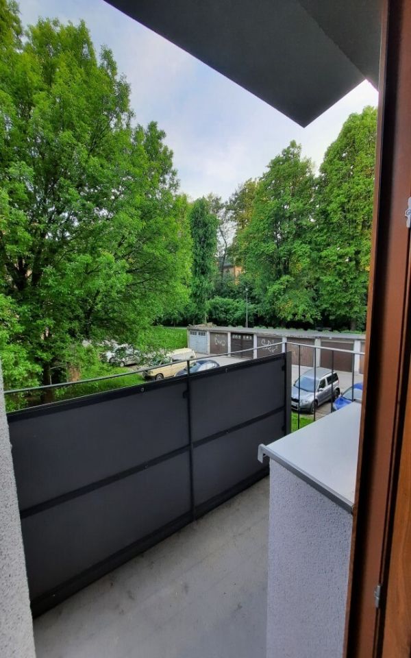 Mieszkanie 3-pokojowe Kłodzko, ul. Jacka Malczewskiego. Zdjęcie 3