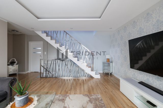 dom szeregowy, 5 pokoi Marki, ul. Karola Szymanowskiego. Zdjęcie 9