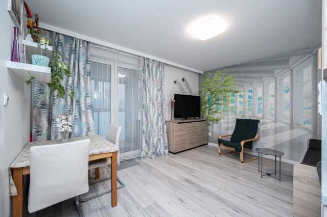 Mieszkanie 2-pokojowe Ząbki, ul. Christiana Andersena. Zdjęcie 1