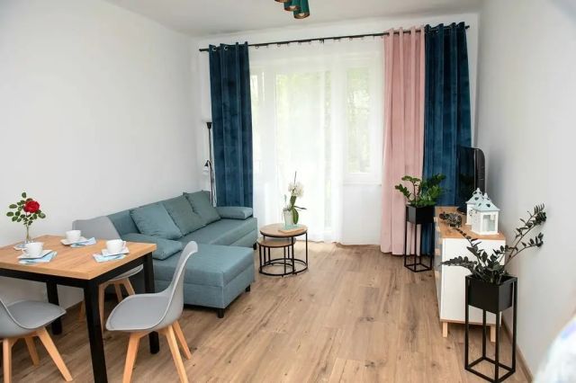 Mieszkanie 2-pokojowe Kraków Nowa Huta, osiedle Hutnicze. Zdjęcie 1