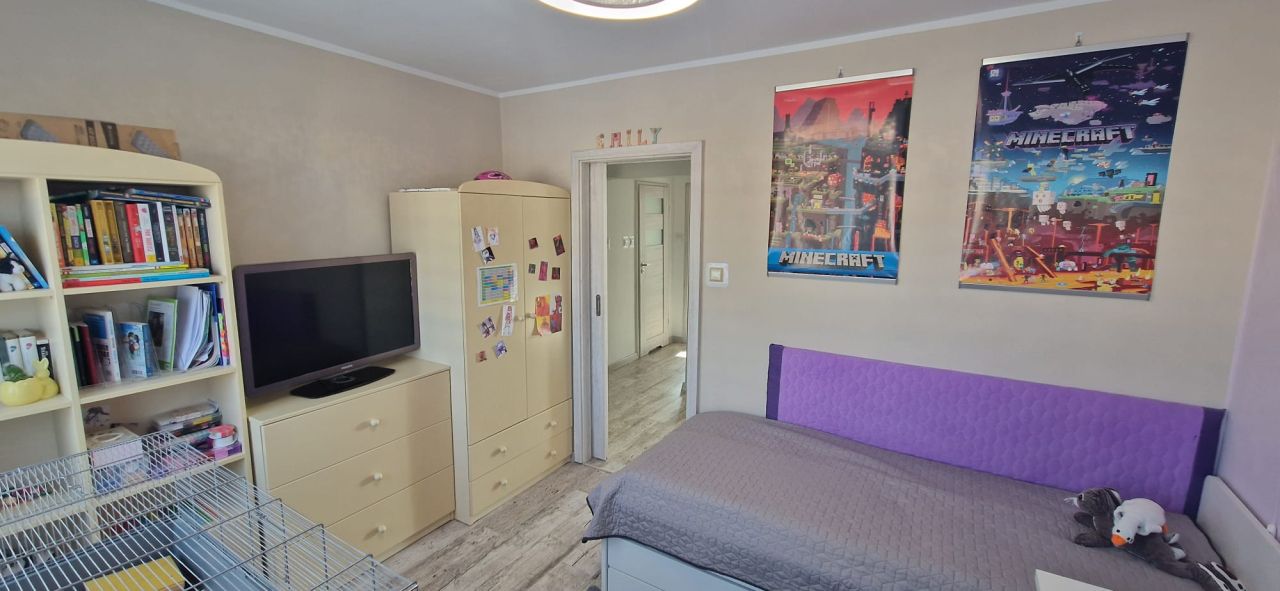 Mieszkanie 3-pokojowe Gdynia Obłuże, ul. mjr. Henryka Sucharskiego. Zdjęcie 3