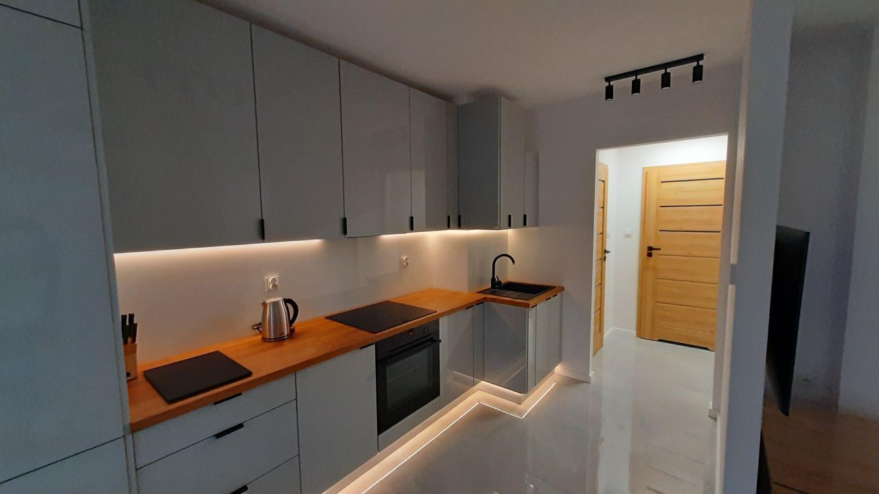 Mieszkanie 3-pokojowe Rzeszów Staromieście, ul. Antoniego Gromskiego. Zdjęcie 4