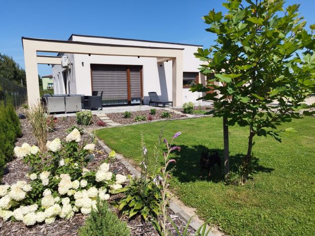 dom wolnostojący Stawy Monowskie. Zdjęcie 1