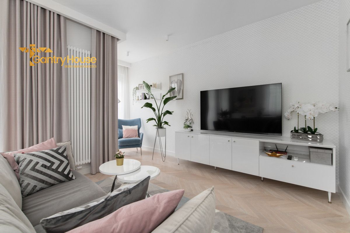 Mieszkanie 3-pokojowe Pogórze, ul. Madrycka. Zdjęcie 3