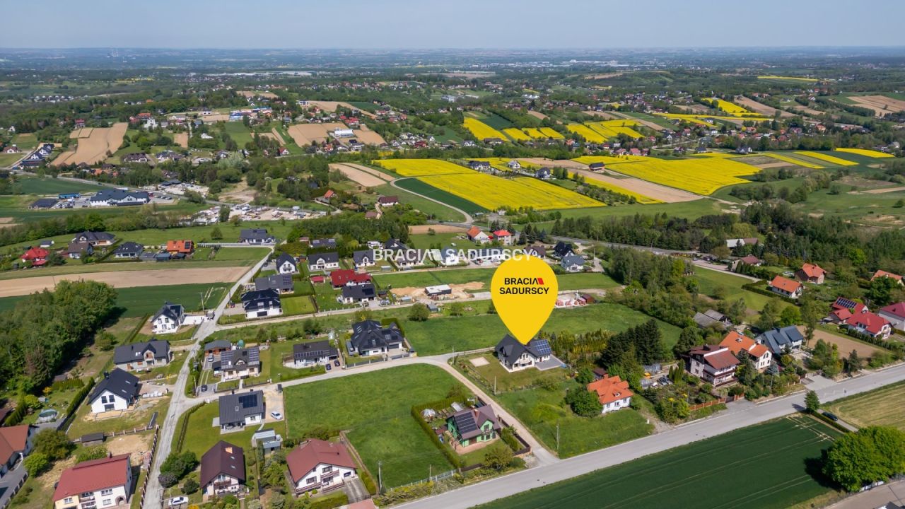 dom wolnostojący, 6 pokoi Trąbki. Zdjęcie 1