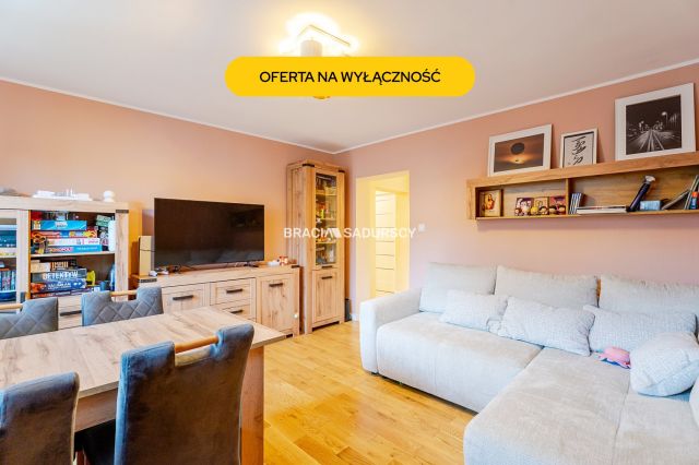 Mieszkanie 3-pokojowe Wieliczka, ul. Wincentego Pola. Zdjęcie 1
