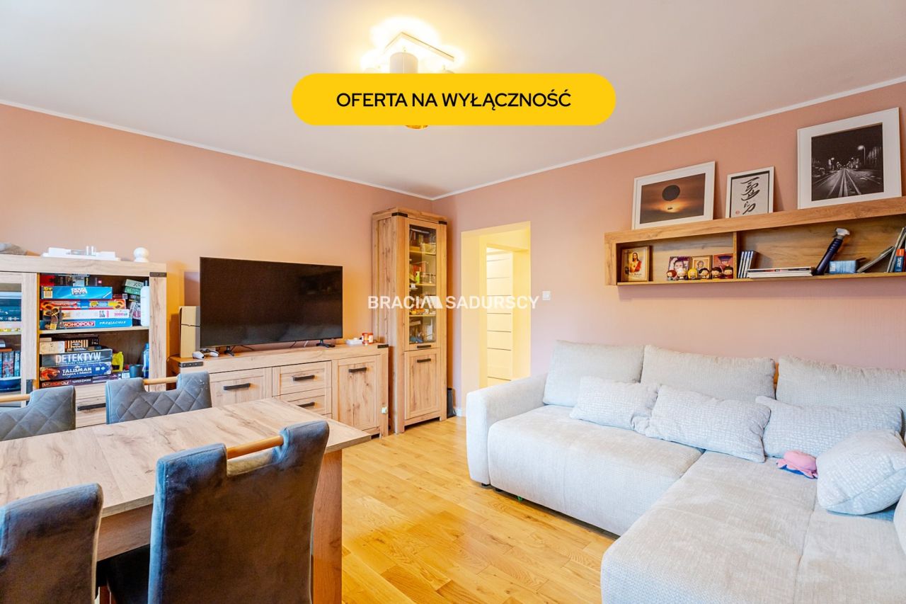 Mieszkanie 3-pokojowe Wieliczka, ul. Wincentego Pola. Zdjęcie 1