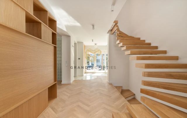 dom szeregowy, 7 pokoi Warszawa Mokotów, ul. Skrzetuskiego. Zdjęcie 6