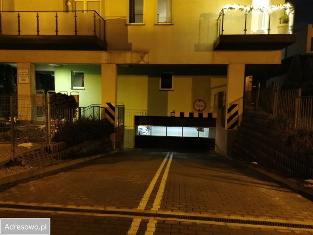 Garaż/miejsce parkingowe Tychy Mąkołowiec, ul. Drozdów. Zdjęcie 1