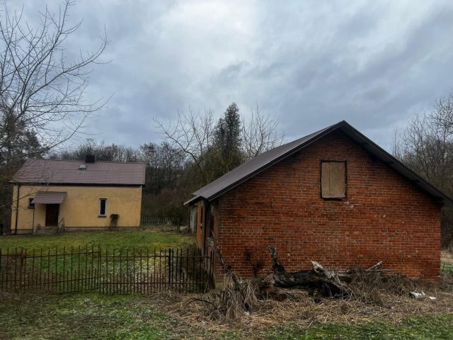 dom wolnostojący, 2 pokoje Stary Garbów. Zdjęcie 10