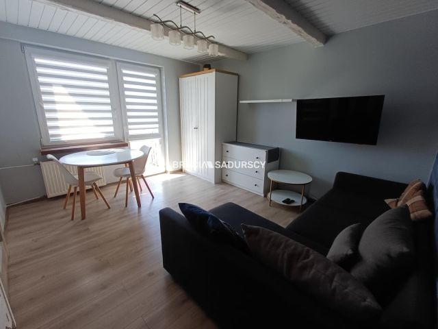 Mieszkanie 2-pokojowe Kraków Krowodrza, ul. Krowoderskich Zuchów. Zdjęcie 3